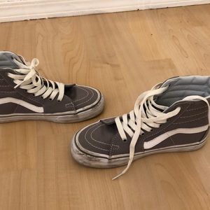 Grey high top vans